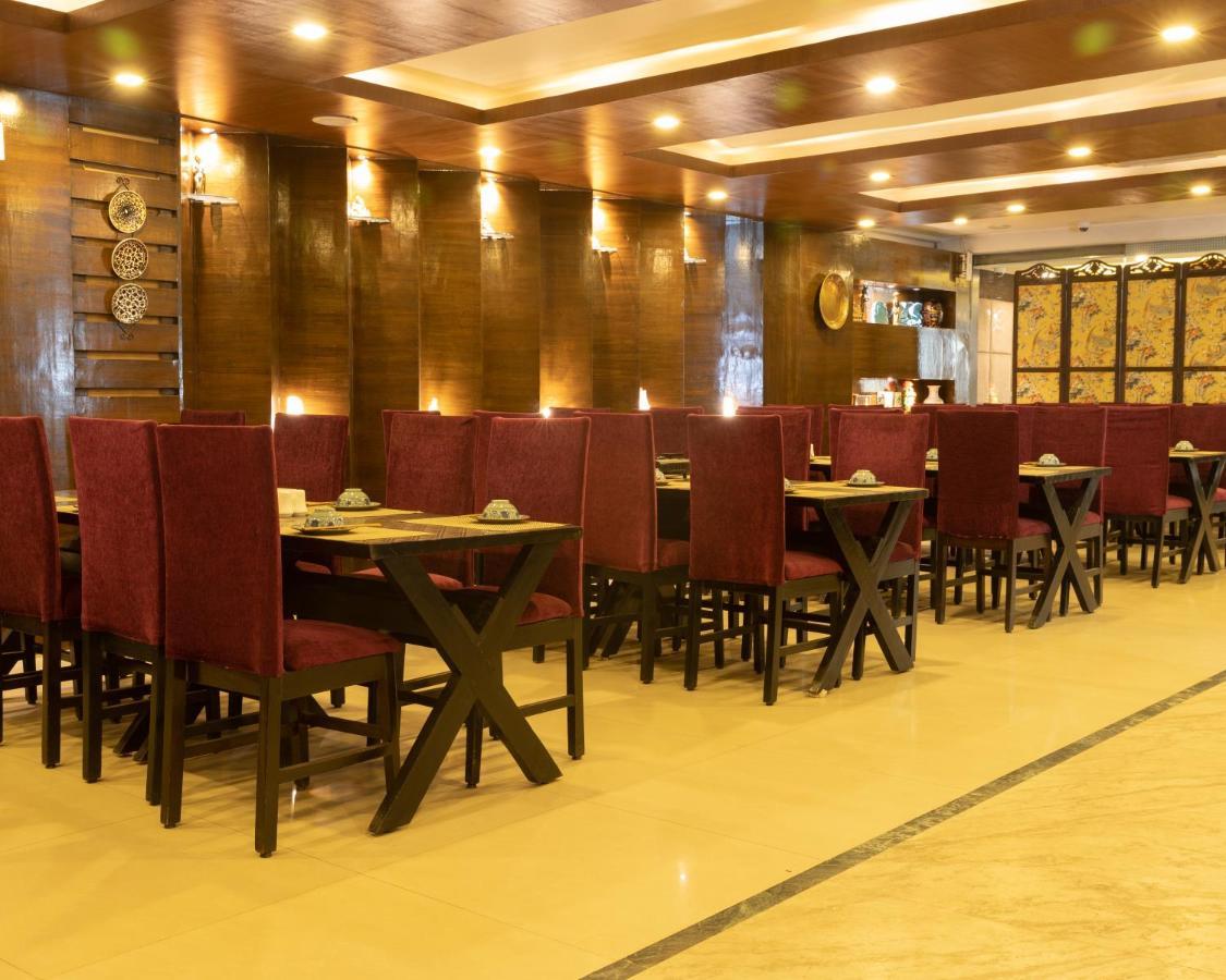 Yatri Hotel Kathmandu Exterior foto