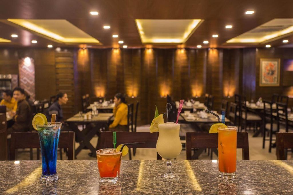 Yatri Hotel Kathmandu Exterior foto