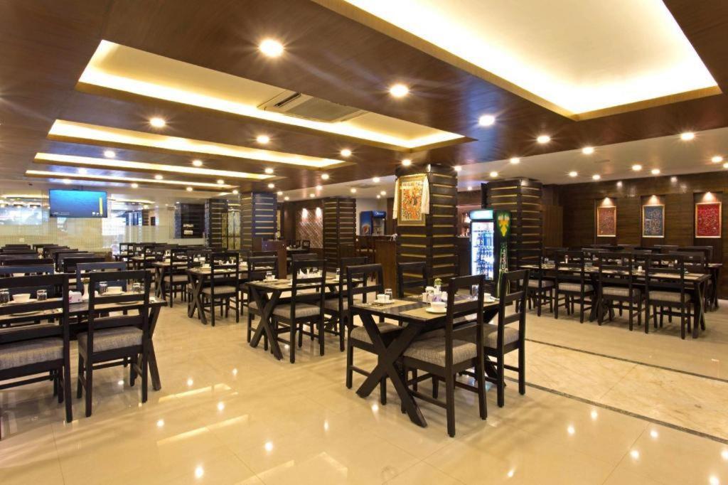 Yatri Hotel Kathmandu Exterior foto