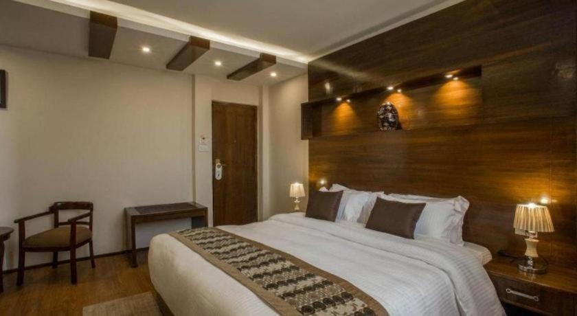 Yatri Hotel Kathmandu Exterior foto