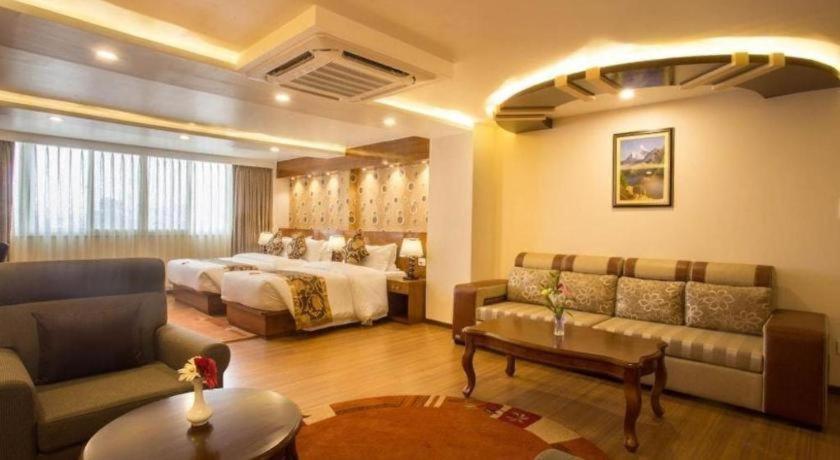 Yatri Hotel Kathmandu Exterior foto