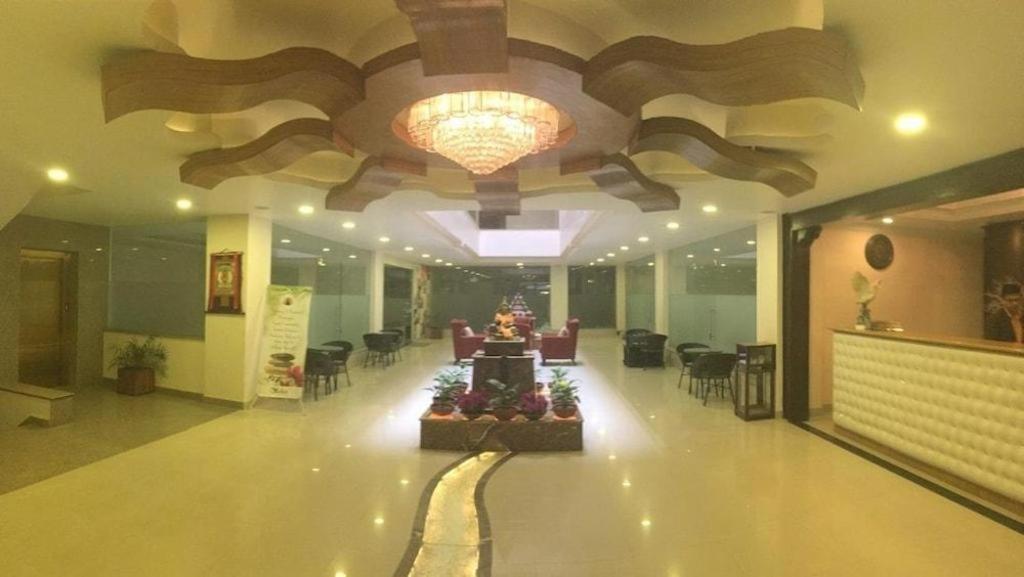 Yatri Hotel Kathmandu Exterior foto