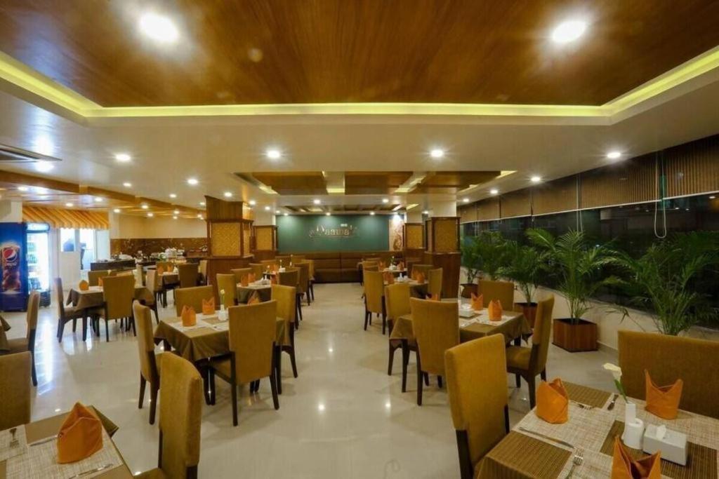 Yatri Hotel Kathmandu Exterior foto