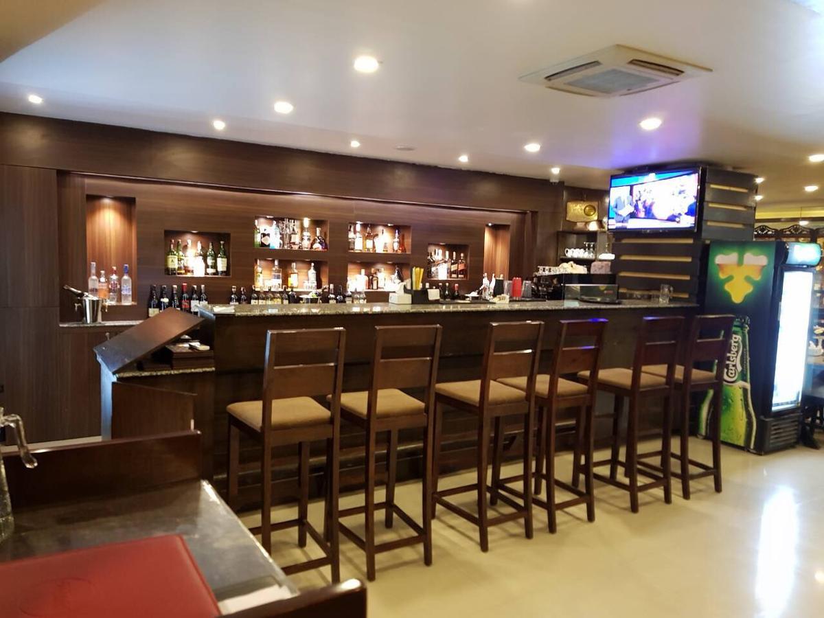 Yatri Hotel Kathmandu Exterior foto