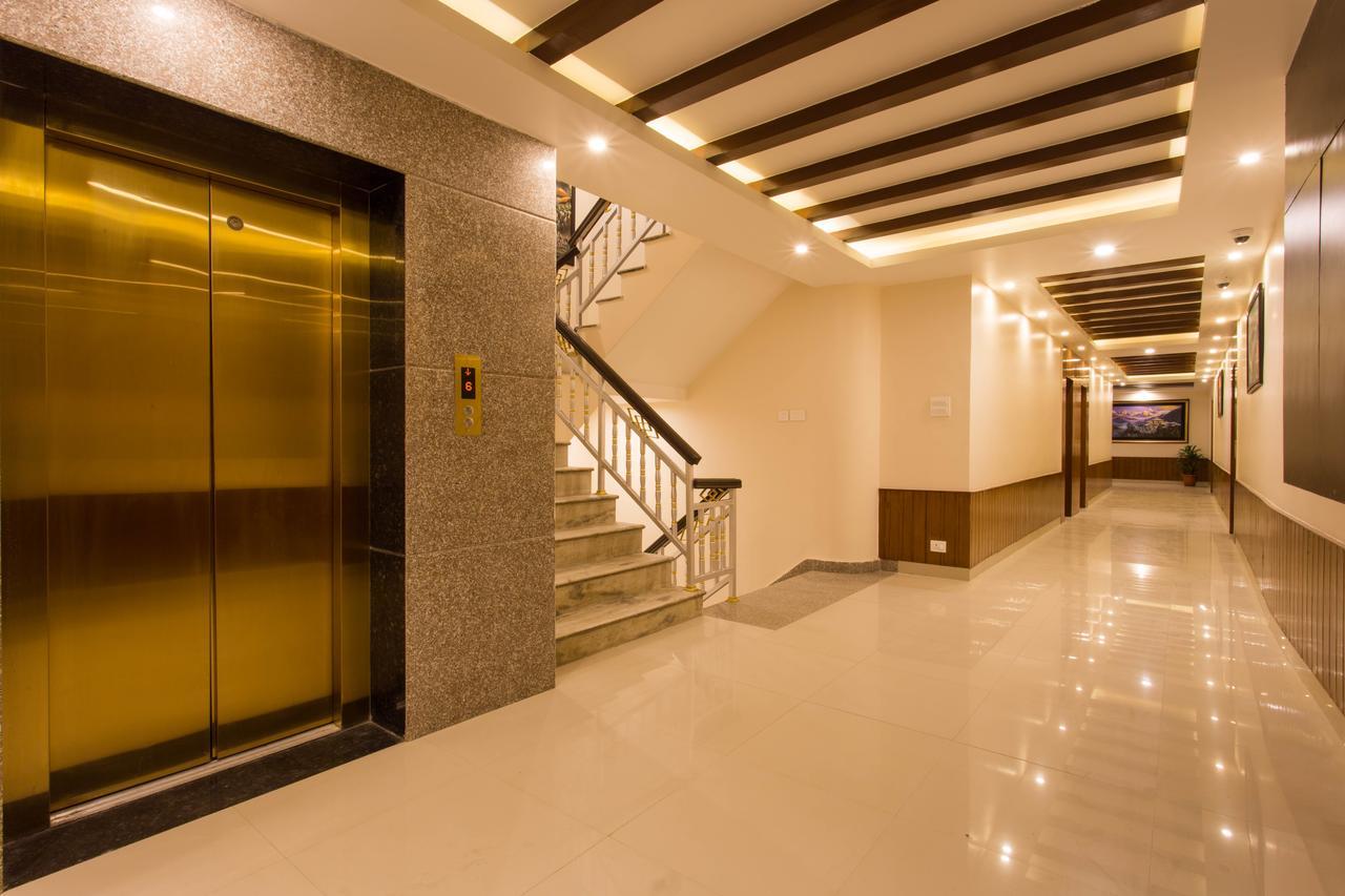Yatri Hotel Kathmandu Exterior foto
